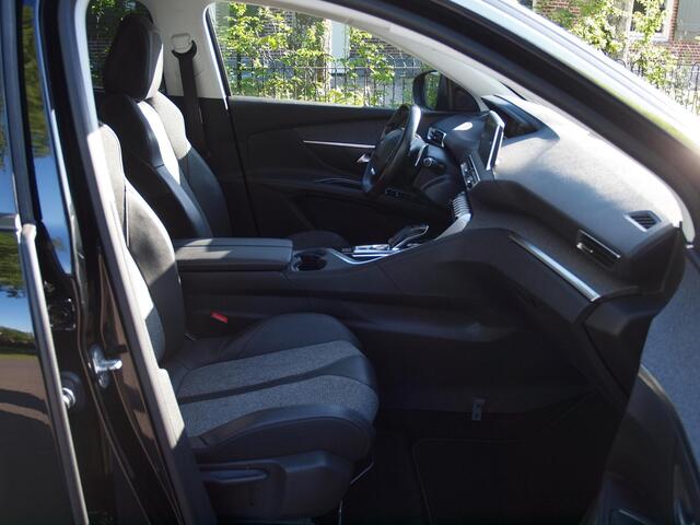 Peugeot 5008 1.2 PureTech Allure | Apple Carplay | Cruise Control | Automaat | Parkeersensoren |