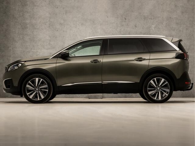 Peugeot 5008 1.2 PureTech Sport 7 Persoons (APPLE CARPLAY, GROOT NAVI, KEYLESS, 360 CAMERA, LEDER, SPORTSTOELEN, GETINT GLAS, TREKHAAK, ELEK ACHTERKLEP, NIEUWE APK, NIEUWSTAAT)