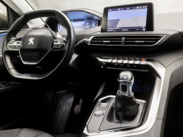 Peugeot 5008 1.2 PureTech Sport 7 Persoons (APPLE CARPLAY, GROOT NAVI, KEYLESS, 360 CAMERA, LEDER, SPORTSTOELEN, GETINT GLAS, TREKHAAK, ELEK ACHTERKLEP, NIEUWE APK, NIEUWSTAAT)