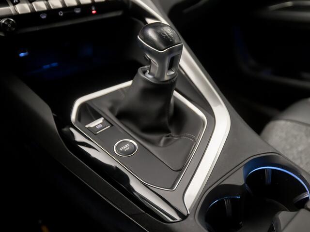 Peugeot 5008 1.2 PureTech Sport 7 Persoons (APPLE CARPLAY, GROOT NAVI, KEYLESS, 360 CAMERA, LEDER, SPORTSTOELEN, GETINT GLAS, TREKHAAK, ELEK ACHTERKLEP, NIEUWE APK, NIEUWSTAAT)