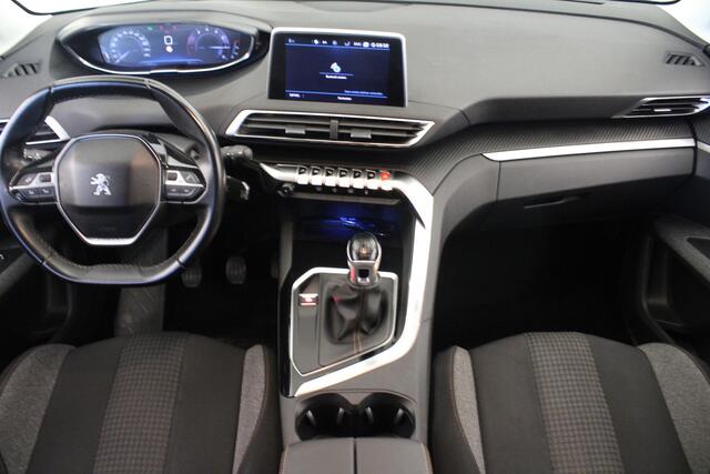 Peugeot 5008 1.2 PureTech Blue Lease Executive |Navi|Carplay|