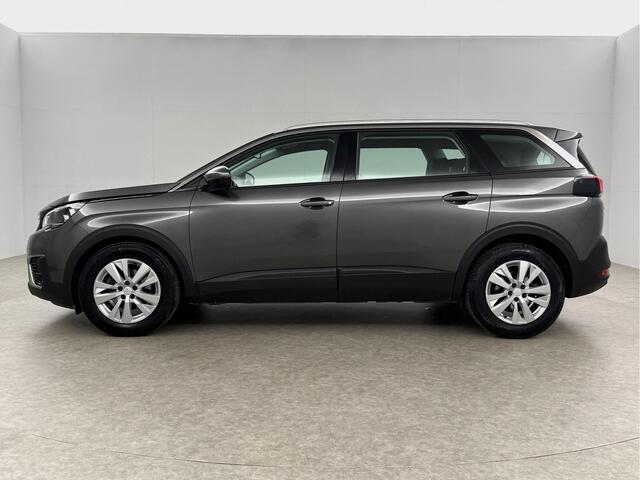 Peugeot 5008 1.2 PureTech 7 Persoons LED Virtual Trekhaak Carplay Clima Cruise Navi PDC 17''LMV