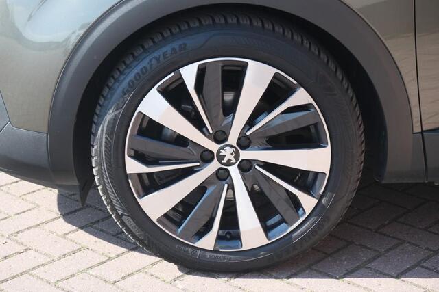 Peugeot 5008 1.2 PureTech 130pk Allure | Navi | Climate | Cruise | Camera | 19" velgen