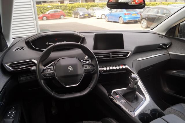 Peugeot 5008 1.2 PureTech 130pk Premium -NAVI-ECC-PDC-CAM-