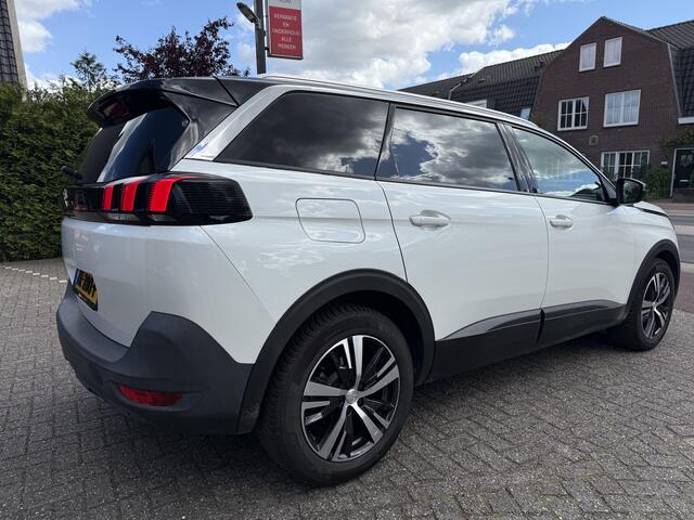 Peugeot 5008 130pk PT Premium 7p., Camera | Trekhaak | 18inch