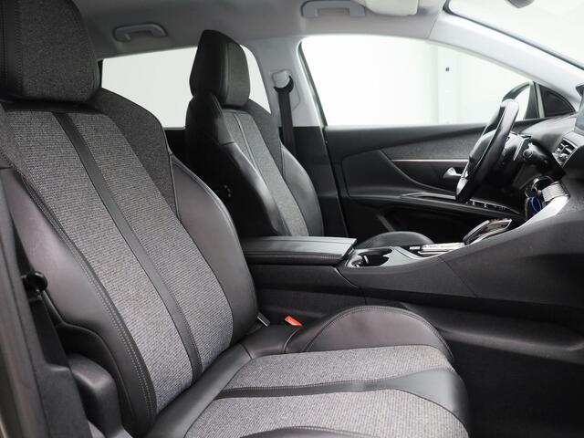 Peugeot 5008 1.2 PureTech 130 PK Automaat Allure 7-Pers. | NAVI | CARPLAY | TREKHAAK