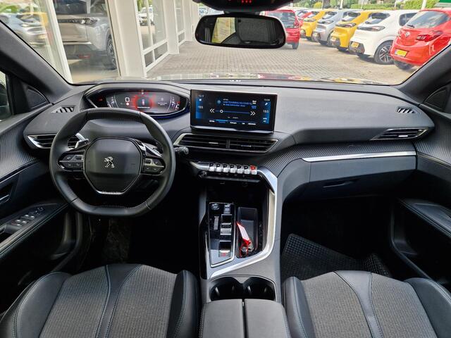 Peugeot 5008 1.2 PureTech Allure Pack Business | Navigatie | Climate & Cruise Control | 3D Cockpit | Achteruitrijd Camera | 7-Persoons |