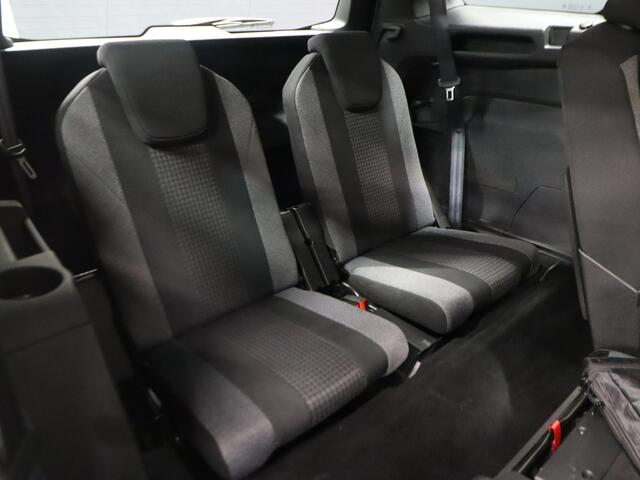 Peugeot 5008 1.2 PureTech Business Premium 7P [APPLE CARPLAY, DIGITAL DASH, CRUISE CONTROL, FLIPPERS, CLIMATE CONTROL, NAVIGATIE, NIEUWSTAAT]