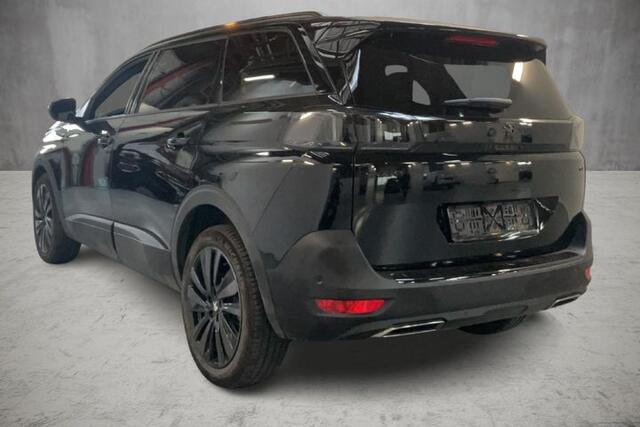 Peugeot 5008 1.2 PURETECH GT BLACK PACK AUTOMAAT 7P Keyless | Dodehoeksens. | Stoelverwarming