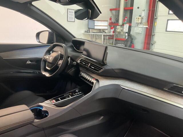 Peugeot 5008 1.2 PURETECH GT BLACK PACK AUTOMAAT 7P Keyless | Dodehoeksens. | Stoelverwarming