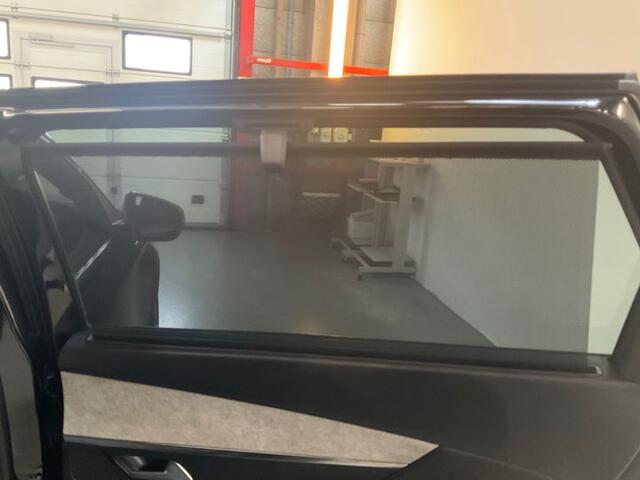 Peugeot 5008 1.2 PURETECH GT BLACK PACK AUTOMAAT 7P Keyless | Dodehoeksens. | Stoelverwarming