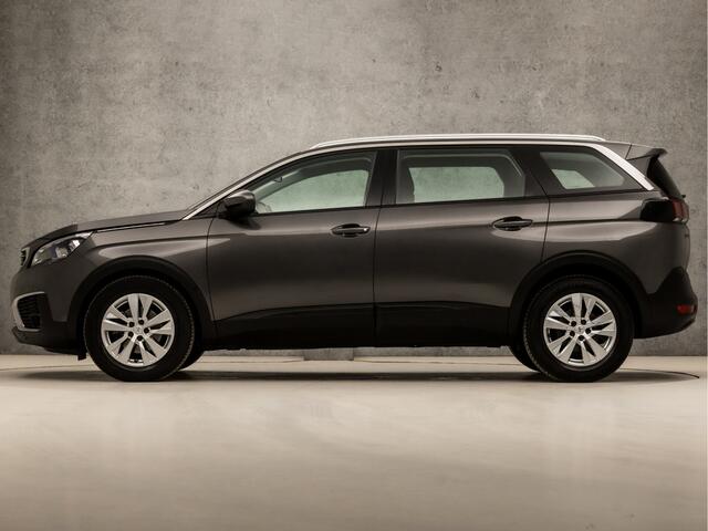Peugeot 5008 1.2 PureTech Sport 7 Persoons (APPLE CARPLAY, GROOT NAVI, PARKEERSENSOREN, SPORTSTOELEN, CRUISE, LANE ASSIST, NIEUWE APK, NIEUWSTAAT)