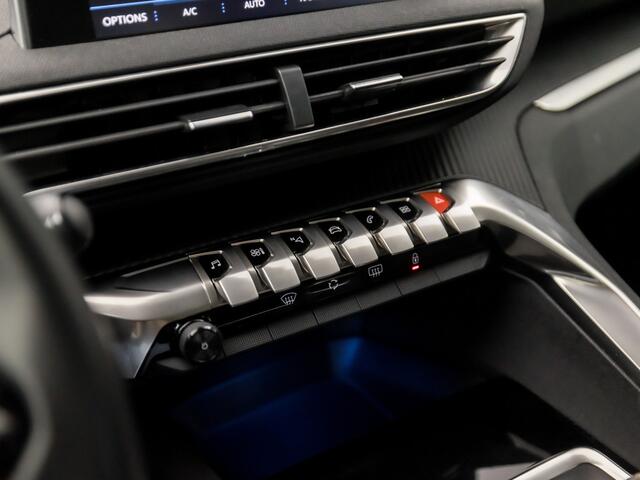 Peugeot 5008 1.2 PureTech Sport 7 Persoons (APPLE CARPLAY, GROOT NAVI, PARKEERSENSOREN, SPORTSTOELEN, CRUISE, LANE ASSIST, NIEUWE APK, NIEUWSTAAT)
