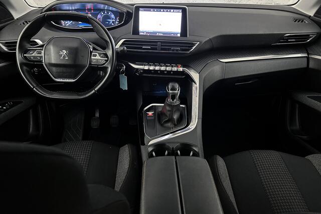 Peugeot 5008 1.2 PureTech Blue Lease Executive | Camera | Trekhaak afneembaar | Comfortstoelen | Parkeersensoren