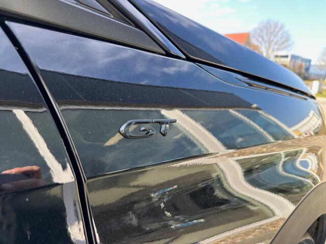 Peugeot 5008 1.2 7P GT BLACKPACK