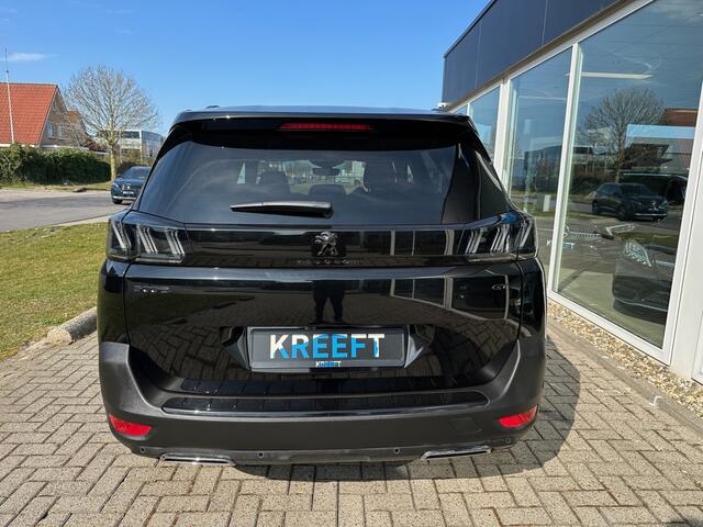 Peugeot 5008 1.2 7P GT BLACKPACK