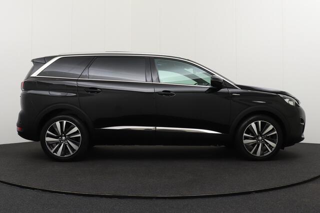Peugeot 5008 1.2 GT-Line 7-Persoons Pano-dak Camera Trekhaak 19' LMV