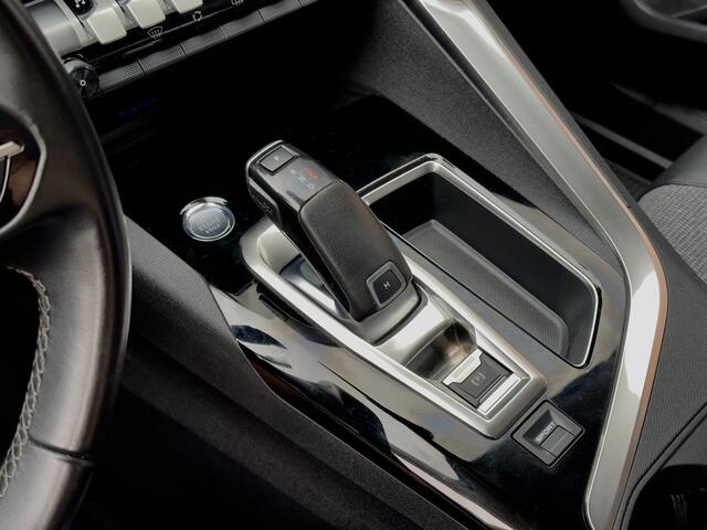 Peugeot 5008 1.2 AUT8 PURE TECH BLUE PREMIUM 131PK 7PERS LEDER NAVI CAMERA DIGI-DASH APPLE-CARPLAY LED LMV PDC