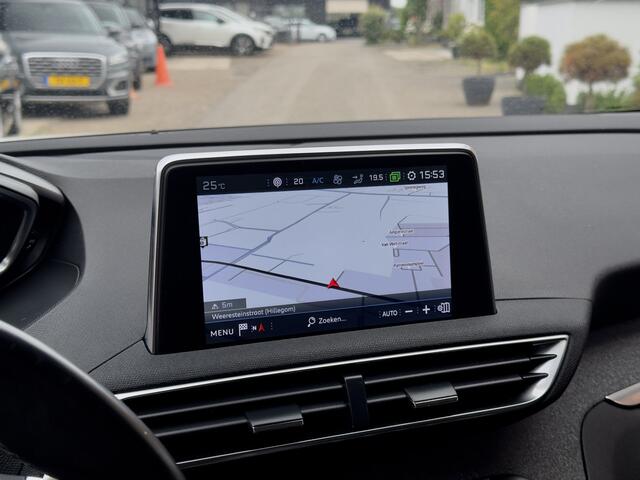 Peugeot 5008 1.2 AUT8 PURE TECH BLUE PREMIUM 131PK 7PERS LEDER NAVI CAMERA DIGI-DASH APPLE-CARPLAY LED LMV PDC