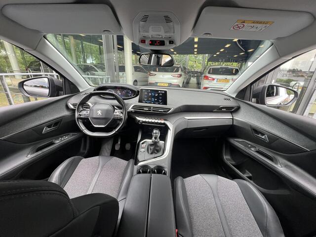 Peugeot 5008 1.2 PureTech Blue Lease Premium 7-persoons | Navigatie | Elektrische achterklep | Carplay