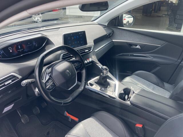 Peugeot 5008 1.2 PT BL. Premium