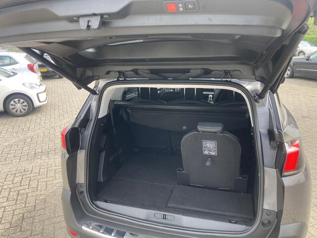 Peugeot 5008 1.2 PT BL. Premium