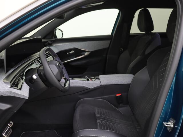 Peugeot 5008 e-5008 210 PK GT 73 kWh Parkeerhulp V+A | Keyless | Apple Carplay | Navigatie