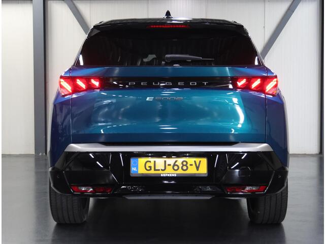 Peugeot 5008 e-5008 GT Avantage 73 kWh 215PK | AUTOMAAT | AppleCarPlay/AndroidAuto | Adaptive Cruise Control | Verwarmbare Voorstoelen | 360'Camera | Alcantara/Leer | Sfeerverlichting | Virt.Cockpit | Keyless | Two-tone | Elektrische Klep |