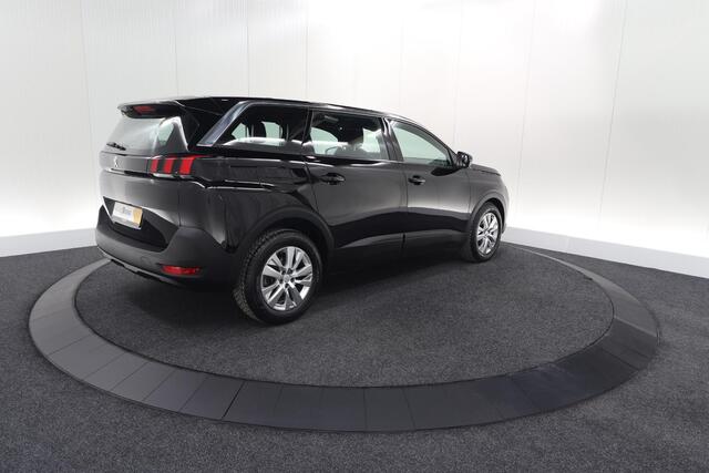 Peugeot 5008 PureTech 130 EAT8 Active Pack Business | 7 Zitplaatsen | Camera | Navigatie | Apple Carplay | Parkeersensoren
