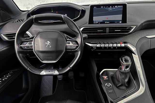 Peugeot 5008 1.2 PureTech Blue Lease GT-Line | Camera | Panoramadak | LED | Trekhaak | ACC