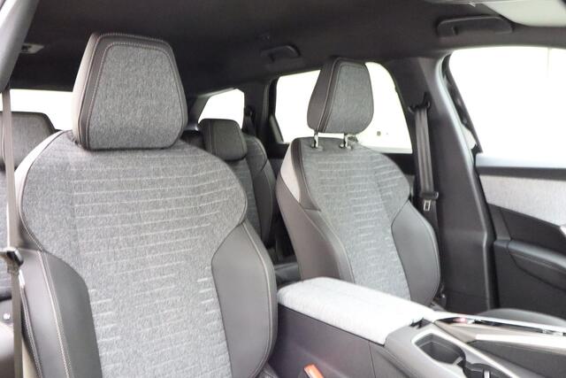 Peugeot 5008 e-5008 Allure Avantage 73 kWh 100% Elektrisch| Wltp 525 km | Navigatie | Camera rondom | 19 inch lichtmetalen velgen | Cruise control | Start/stop | Warmtepomp | 360 vision & Drive Assist Pack (Allure)