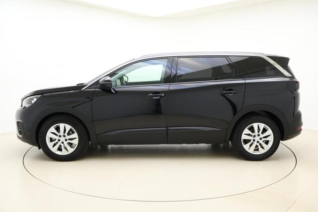 Peugeot 5008 1.2 PureTech Blue Lease Executive | Achteruitrijcamera | Parkeersensoren V + A | Climate control | Lederen stoelen | Draadloze telefoonlader | Navigatie | Lichtmetalen velgen 17'' |