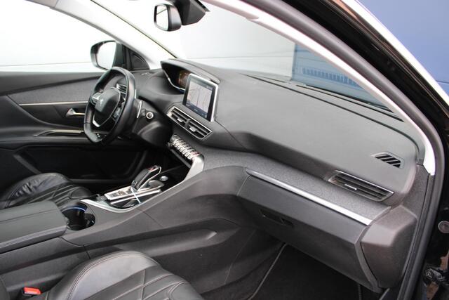 Peugeot 5008 1.2 PureTech 130pk Allure Automaat 7-zits Leer Airco Navi Carplay Camera