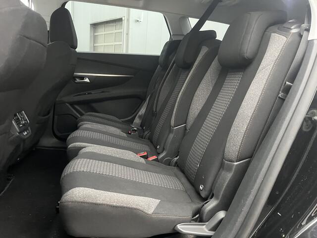 Peugeot 5008 1.2 PureTech Active | Nieuw Binnen! | Cruise | Trekhaak | Navi | 7 Persoons |