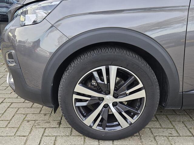 Peugeot 5008 1.2 PureTech Allure + GT LINE + DIG DASHBOARD + LED + HALF LEER + CAMERA