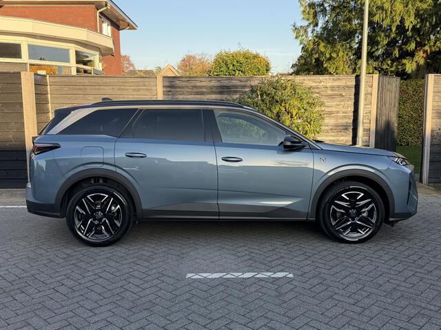 Peugeot 5008 GT 1.2 Hybrid 136PK e-DCS6 Automaat Navigatie, Achteruitrijcamera, Keyless, Elektrische Kofferklep, Stoelverwarming, Stuurwielverwarming