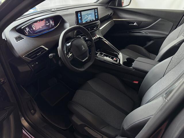 Peugeot 5008 1.2 130PK ALLURE PACK 7PERS NAVI CAMERA ZWARTE HEMEL LED LMV 7P 7 Persoons