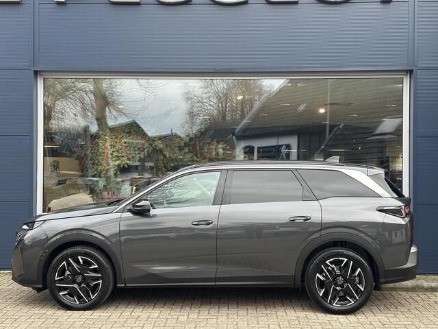 Peugeot 5008 1.2 Hybrid 145 PK Allure | Hybride Automaat | 7 Zitplaatsen | AGR Comforstoel met Stoelverwarming | Afneembare Trekhaak | Navigatie | Climate Control | Cruise Control | Parkeercamera | Keyless Entry | LED Verlichting | Dakrails | 19" Lichtmetalen Velgen |