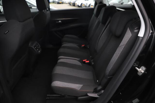 Peugeot 5008 1.2 PureTech Access 131PK 7 Persoons NIEUWE DB RIEM Virtual Cockpit Radio Bluetooth Airco Cruise Control 7p