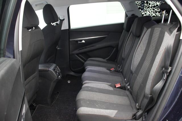 Peugeot 5008 1.2 PureTech Executive 7 Persoons Automaat - Carplay, Navi, Cruise, Digitaal Cockpit, Trekhaak