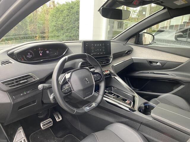 Peugeot 5008 1.2 Hybrid 136 GT | Automaat | Apple carplay | Navigatiesysteem | Achteruitrijcamera | parkeersensoren voor en achter
