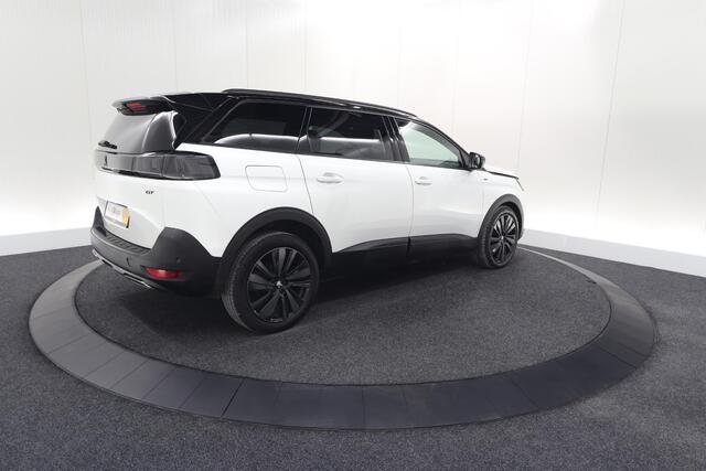 Peugeot 5008 PureTech 130 EAT8 GT Black Pack | Trekhaak | Panoramadak | 360 Camera | FOCAL® | Adaptieve Cruise Control