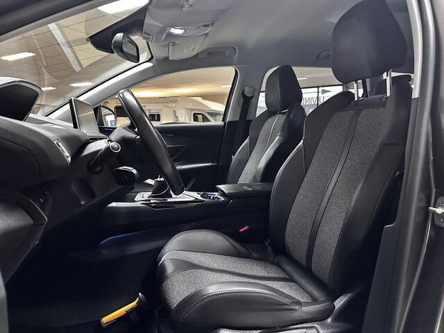 Peugeot 5008 1.2 PureTech Blue Lease Premium /D-Riem Verv. 161.000KM! /7-Persoons! /Trekhaak /Apple + Android /Dodehoek Detec. /Lane Assist /Grootlichtass. /Camera /DAB+! /Navi /Climat /Cruise /Elek. pakket /Bluetooth /19"LMV