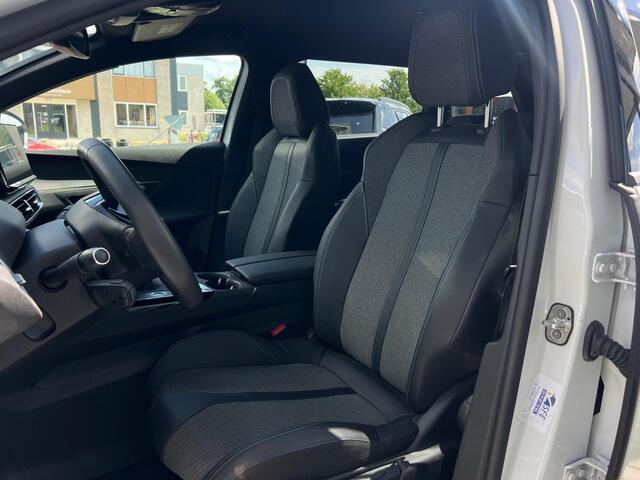 Peugeot 5008 1.2 PureTech Allure 7-PERSOONS | NAVI | 1/2 LEDER