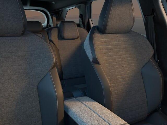 Peugeot 5008 Allure 1.6 Plug-in Hybrid 195pk e-EAT8 | 360° CAMERA | ADAPTIVE CRUISE | KEYLESS | I-TOGGELS | STOELVERWARMING