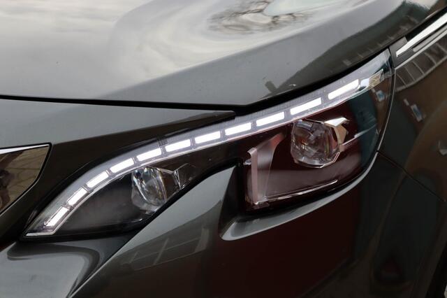 Peugeot 5008 1.2 Puretech 7p Allure Pack Camera l Carplay l Cruise