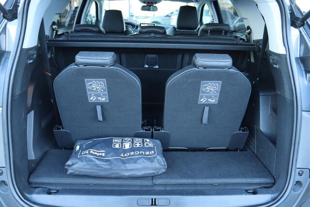 Peugeot 5008 1.2 PT ALLURE 7PERS. | PANO | CARPLAY | VIRT. COCKPIT | PDC | STOELVERW.