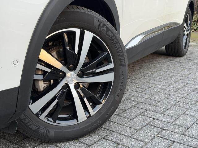 Peugeot 5008 GT 1.2 Hybrid 136PK e-DCS6 Automaat Navigatie, Rondomzichtcamera, Keyless, Adaptieve Cruise Control, Apple Carplay, Android Auto