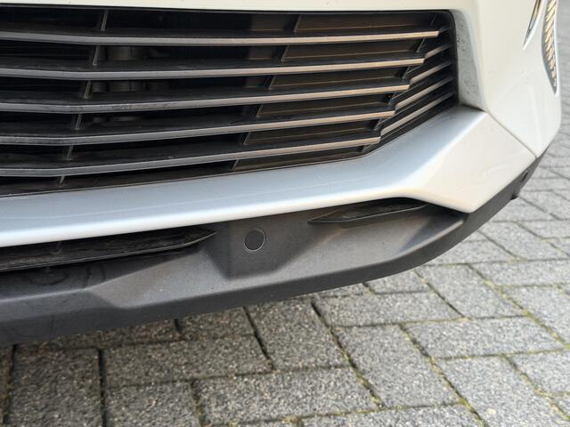 Peugeot 5008 GT 1.2 Hybrid 136PK e-DCS6 Automaat Navigatie, Rondomzichtcamera, Keyless, Adaptieve Cruise Control, Apple Carplay, Android Auto