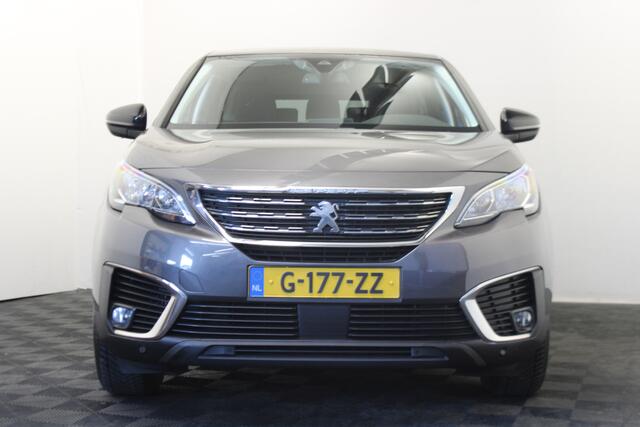 Peugeot 5008 1.2 PureTech Blue Lease Executive |Navi|